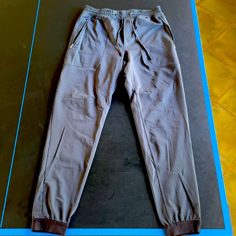Lululemon joggers